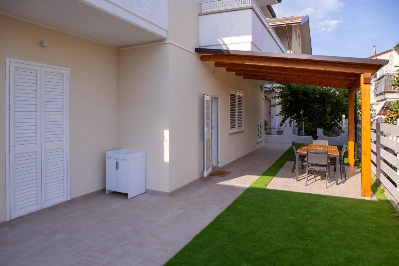 Aria Di Sale Bed and Breakfast Martinsicuro Εξωτερικό φωτογραφία